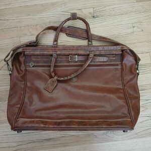 Vintage Leather Suitcase Luggage Travel Bag Carry Satchel Capezio Collection